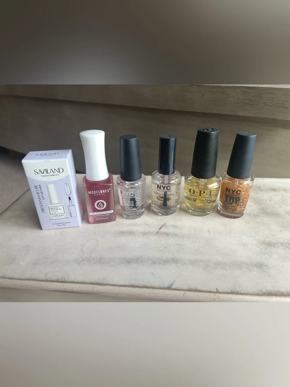 OPI modelones pink